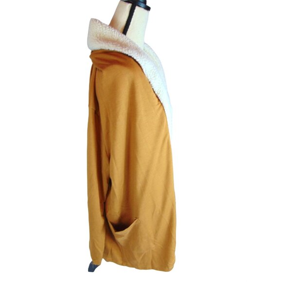 New Direction Women's Open Jacket*Cardigan* Large*Tan shell *Faux Fur Lining EUC - Picture 2 of 5